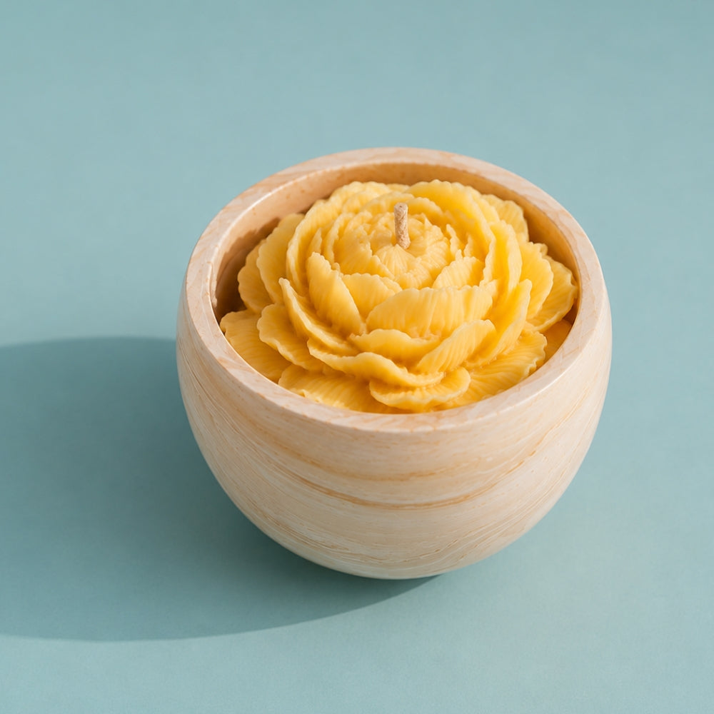 Petal Crown Candle